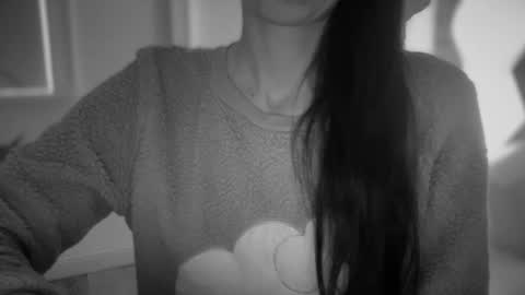 Anje online show from November 8, 2025, 9:31 am