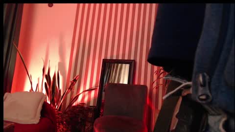 Snapshot of anmaadler chatting on January 27, 2025, 3:37 am Anma Adler online show from January 27, 2025, 3:37 am