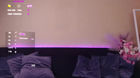 anna_bonbon online show from November 29, 2025, 12:41 pm