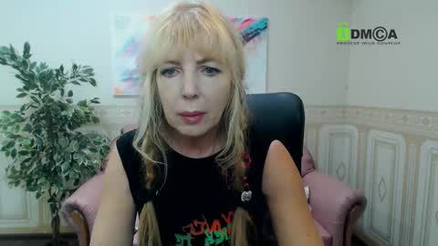 Anna Ditrih online show from December 5, 2024, 12:44 pm