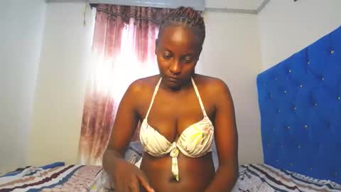 Snapshot of anna_kinky1 chatting on February 13, 2026, 8:43 am anna kinky1 online show from February 13, 2026, 8:43 am