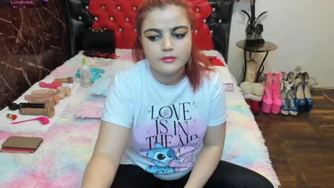Snapshot of anna_lwice chatting on January 17, 2025, 4:04 pm Ana online show from January 17, 2025, 4:04 pm