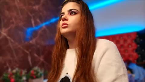 Ana   online show from December 22, 2025, 3:42 pm