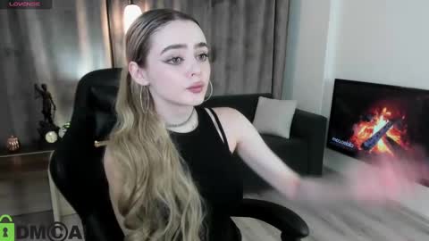 Snapshot of anna_nickol chatting on December 11, 2024, 3:26 pm Anna online show from December 11, 2024, 3:26 pm