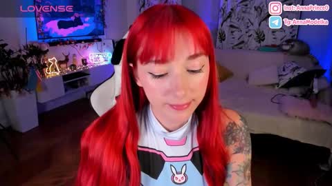 Anna online show from September 13, 2025, 3:39 am