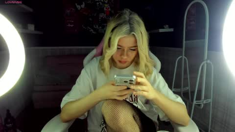 Anna online show from April 2, 2026, 1:14 am