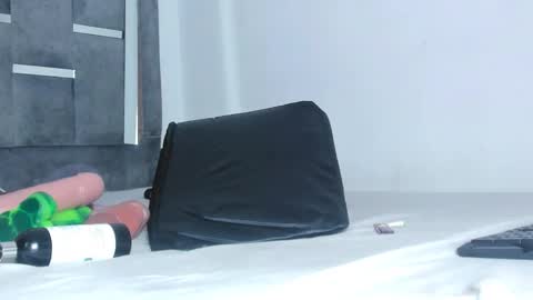 anna_sex_m online show from September 23, 2025, 11:24 am