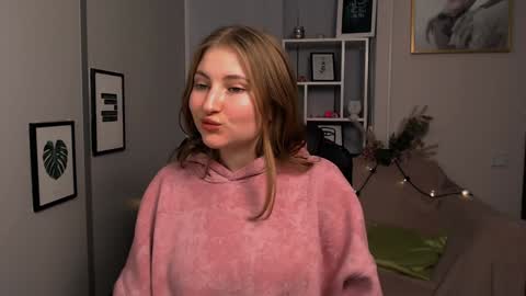 Snapshot of anna_sunshines chatting on December 5, 2024, 5:06 pm Anna pvt is open online show from December 5, 2024, 5:06 pm