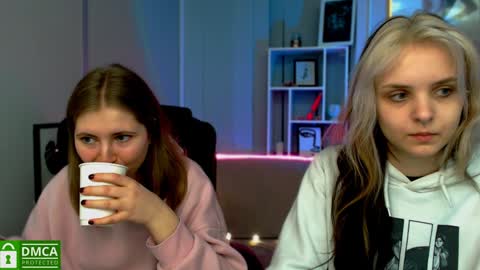 Snapshot of anna_sunshines chatting on December 9, 2024, 10:32 am Anna pvt is open online show from December 9, 2024, 10:32 am