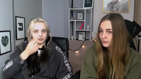 Snapshot of anna_sunshines chatting on December 16, 2024, 10:29 am Anna pvt is open online show from December 16, 2024, 10:29 am