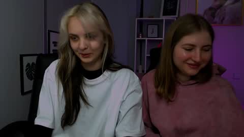 Snapshot of anna_sunshines chatting on December 17, 2024, 11:06 am Anna pvt is open online show from December 17, 2024, 11:06 am