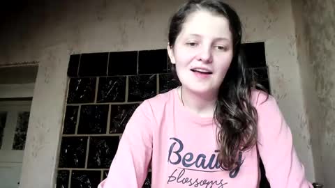 Snapshot of annaahcharm chatting on December 22, 2024, 2:39 am annaahcharm online show from December 22, 2024, 2:39 am