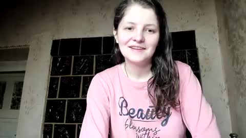 Snapshot of annaahcharm chatting on December 25, 2024, 3:17 pm annaahcharm online show from December 25, 2024, 3:17 pm