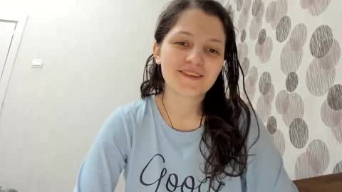 Snapshot of annaahcharm chatting on January 8, 2025, 5:05 am annaahcharm online show from January 8, 2025, 5:05 am