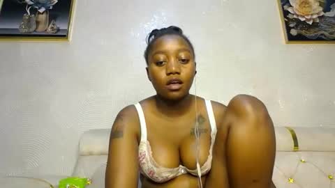 Annabel online show from February 9, 2025, 8:13 pm