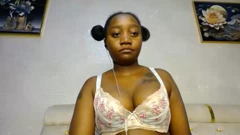 Annabel online show from February 18, 2025, 8:47 pm