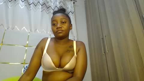 Annabel online show from March 3, 2025, 9:05 pm