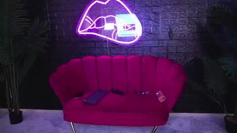 Anna online show from September 22, 2025, 4:14 am