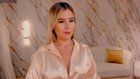 Anna Brooks  online show from February 3, 2025, 7:52 pm