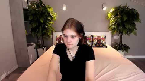 Anna online show from September 14, 2025, 11:53 am