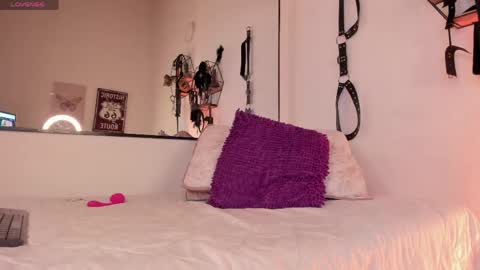 Anna online show from April 16, 2026, 11:55 am