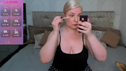 AnnaCherri online show from February 10, 2025, 2:08 am