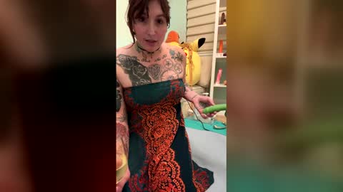 Snapshot of annacote178 chatting on February 6, 2026, 9:23 am annacote178 online show from February 6, 2026, 9:23 am