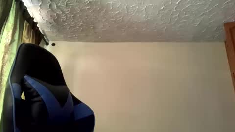 Snapshot of annacrow chatting on December 22, 2024, 9:09 pm Anna online show from December 22, 2024, 9:09 pm