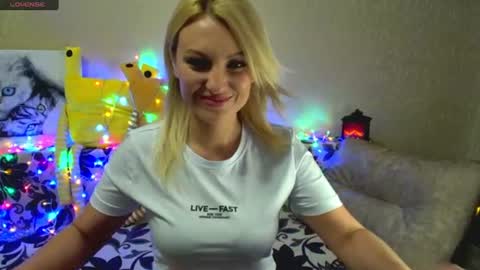 Snapshot of annagreeneyess chatting on August 7, 2026, 2:30 pm Anna online show from August 7, 2026, 2:30 pm