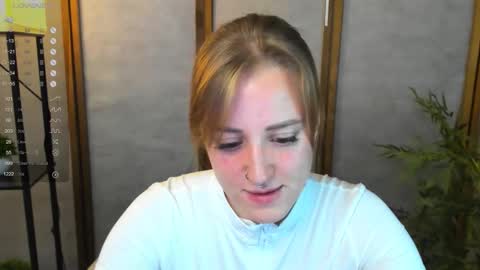 annagrees1 online show from October 13, 2025, 2:44 am