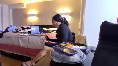 Anna Lee Cross online show from March 23, 2026, 5:11 am