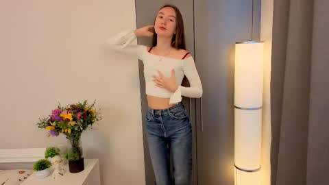 Holly Molly Im Polly online show from September 11, 2025, 6:13 am