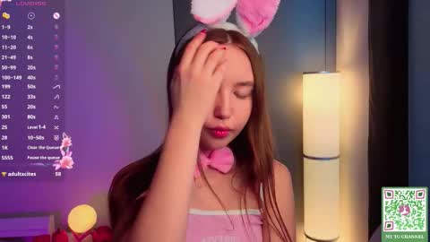 Holly Molly Im Polly online show from October 14, 2025, 6:14 am