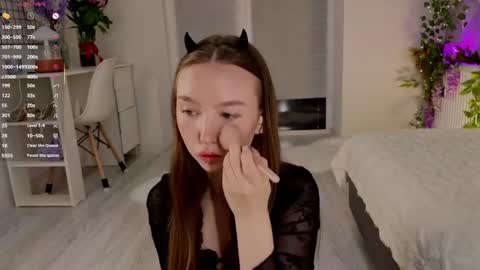 Snapshot of annamarie_foryou chatting on June 4, 2026, 7:20 pm Holly Molly Im Polly online show from June 4, 2026, 7:20 pm