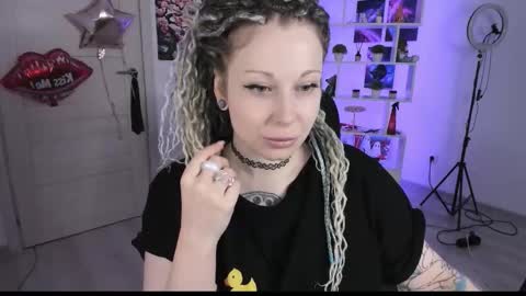 Anna online show from October 2, 2025, 3:30 pm