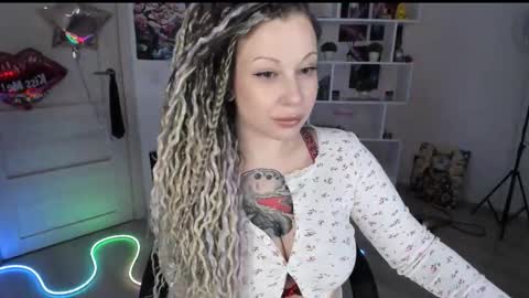 Anna online show from March 22, 2026, 2:48 am