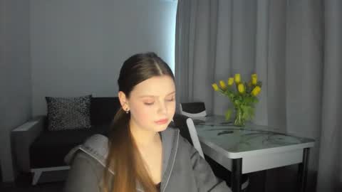 Anna online show from February 19, 2025, 3:16 pm