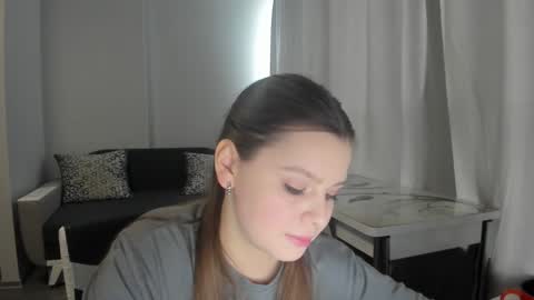 Anna online show from February 28, 2025, 1:36 pm
