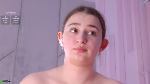 annanoir online show from March 27, 2026, 8:26 am