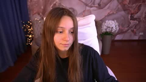 Anna online show from October 2, 2025, 8:49 pm