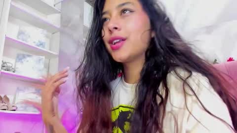 Snapshot of annaqueen_ chatting on November 4, 2025, 4:39 pm Anna online show from November 4, 2025, 4:39 pm