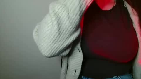 Bella online show from February 5, 2026, 10:09 am