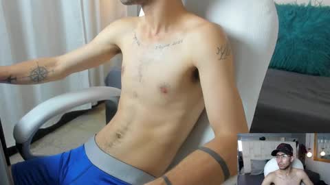 anndrass_ online show from January 31, 2025, 4:36 am