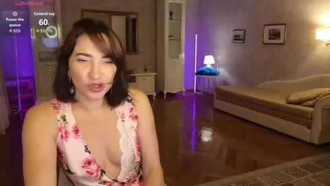 anne_karma online show from October 21, 2025, 8:20 pm