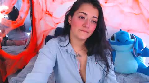 Anne  online show from October 22, 2025, 5:24 pm