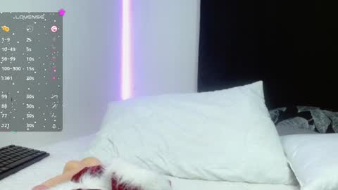 Anne  online show from December 18, 2024, 7:04 am