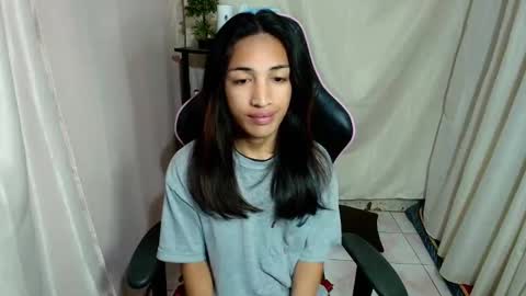 annebisyosa_angela online show from January 19, 2026, 9:35 am