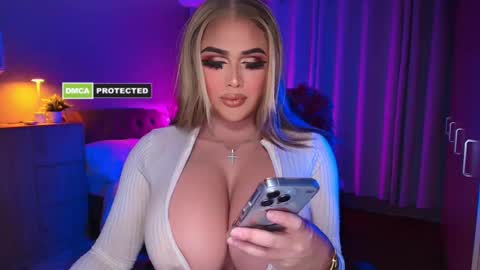 Anne Hart online show from September 30, 2025, 2:38 am