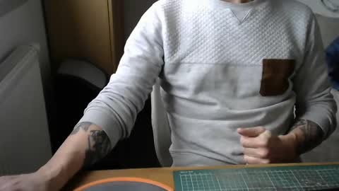 Snapshot of annecylake chatting on January 20, 2025, 1:21 pm annecylake online show from January 20, 2025, 1:21 pm