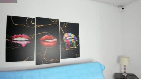 annelis_om online show from November 22, 2025, 7:46 pm